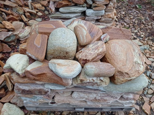 Златолит жёлтый, жёлто-зелёный глыбки и валуны для ланшафтного дизайна купить в Новоуральске