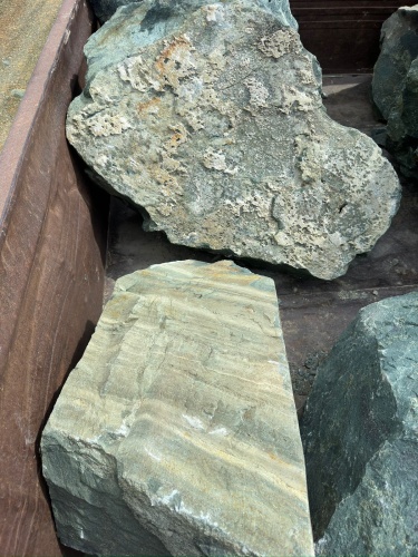 Ландшафтные глыбы зелёные 200-500 килограмм купить в Новоуральске