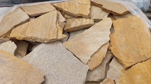 Плитняк златолит жёлтый для цоколя купить в Новоуральске