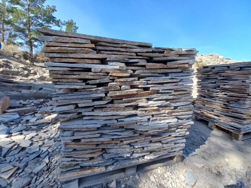 Плитняк златолит серебристый для фасада купить в Новоуральске