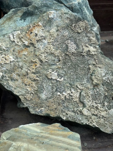 Ландшафтные глыбы зелёные 200-500 килограмм купить в Новоуральске