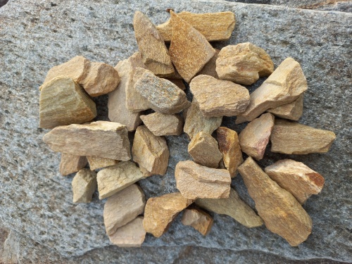 Златолит жёлтый декоративная каменная крошка купить в Новоуральске